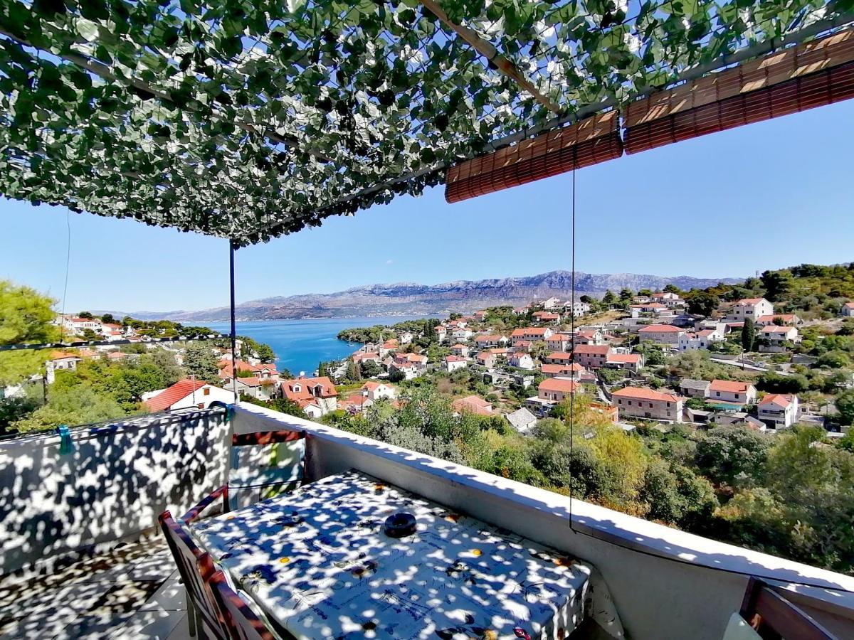 Apartman Canaki Splitska Dış mekan fotoğraf